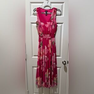 Kate and Lily Floral Pink V neck Dress
